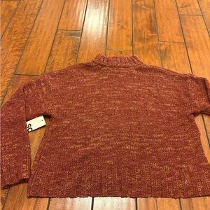 NWT SO BURNT ORANGE SWEATER